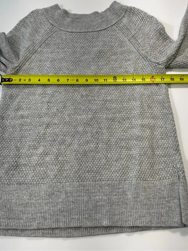 LOFT 100%. Otto Gray Crewneck Sweater with Bell Slit Sleeves Size Medium - Image 4
