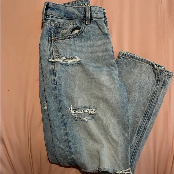 American Eagle Outfitters Blue Mom Straight Jeans Distressed Style - Image 4