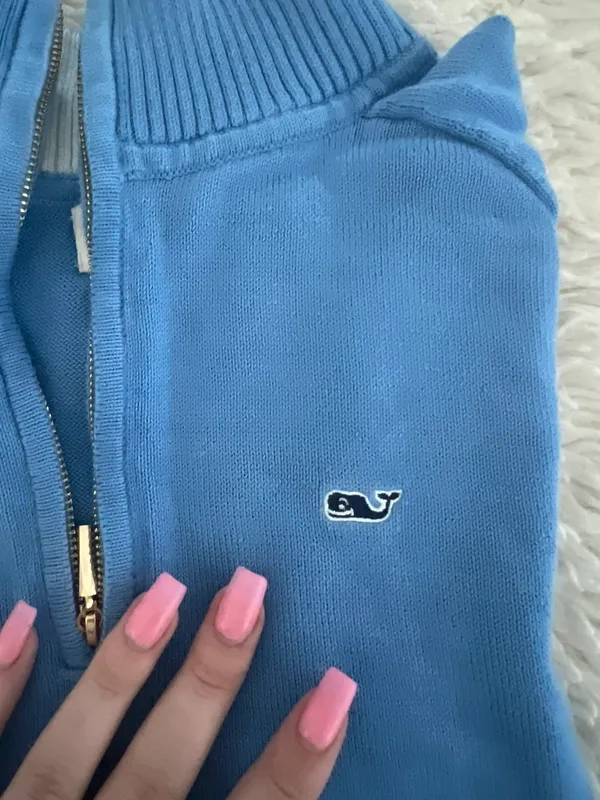 Vineyard Vines Quarter Zip Sweater - Image 4