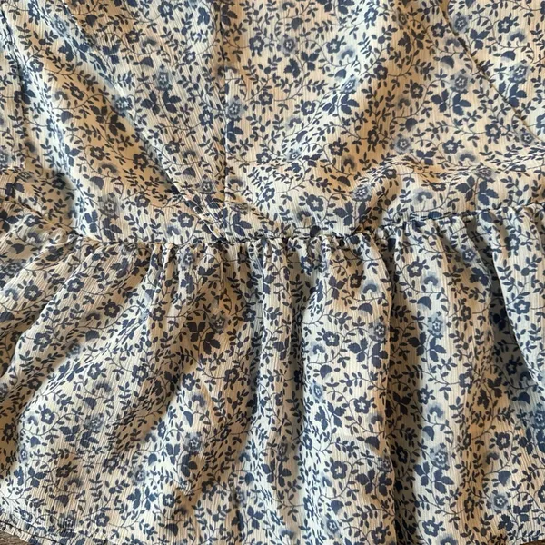 Madewell Blue and White Flutter Sleeve Wrap Blouse - Image 2
