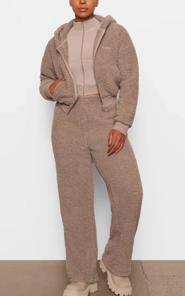 SKIMS Teddy Track Pants in Tigers Eye - Image 6