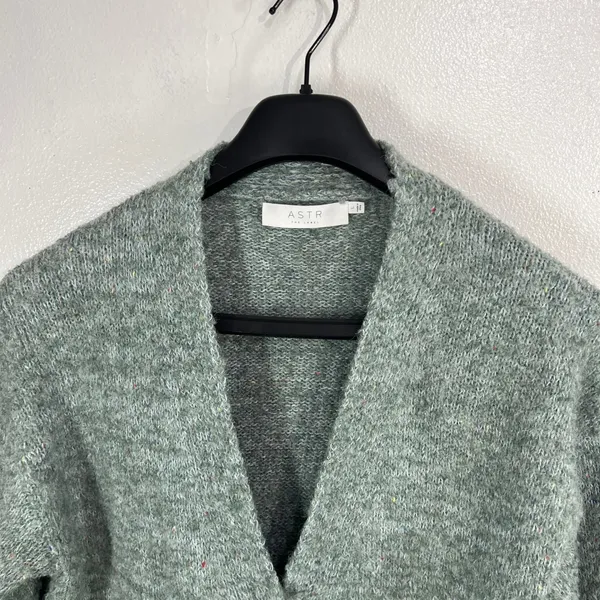 ASTR‎ The Label Sage Green Wrap Knit Sweater Womens Size Large Cozy Textured Top - Image 6