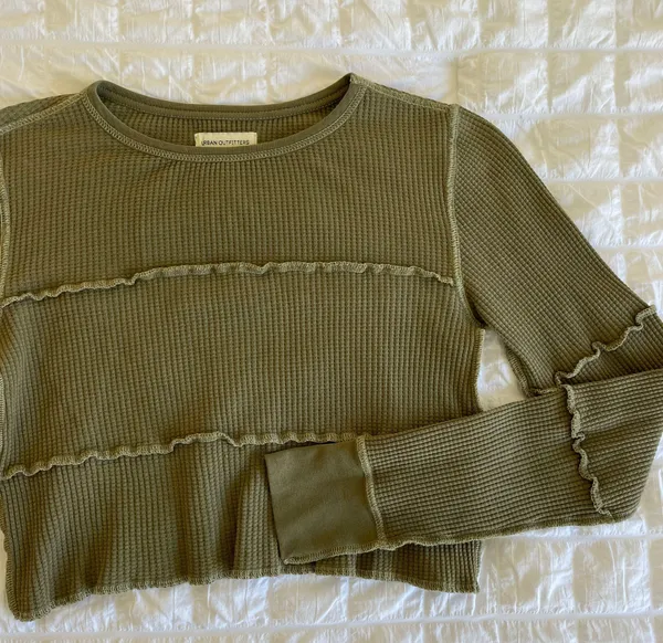 Top - Image 2