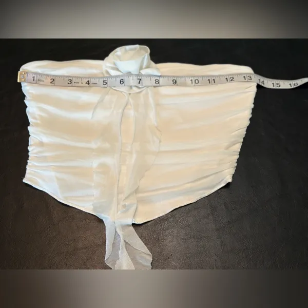 Princess Polly White Strapless Top with Floral Detail NWOT - Image 8