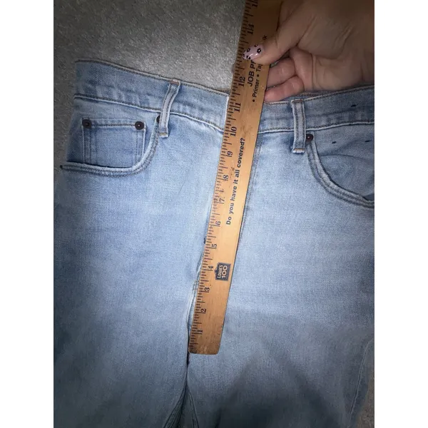 Abercrombie & Fitch 90s Slim Straight Ultra High Rise Light Washed Jeans 27/4 - Image 8