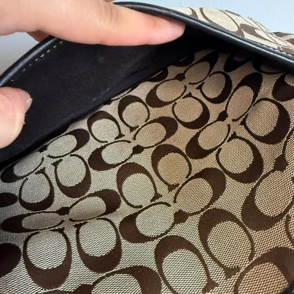 y2k COACH Black Brown Khaki Signature Legacy Flip Turnlock - Image 11