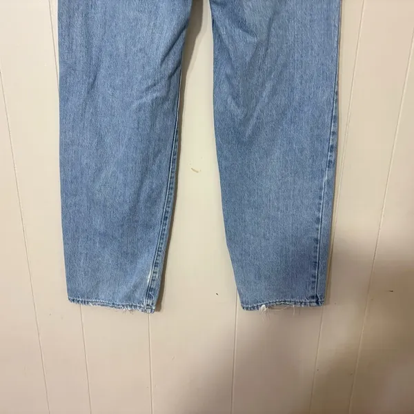 Levi’s ‘94 Baggy Jeans Women’s Size 27 High Rise Light Wash Distressed Straight - Image 9