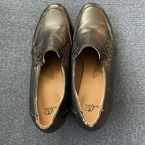 I Love Comfort Shoes Women’s Size 9 Slip On‎ Black Leather Non-Slip Work Office - Image 4