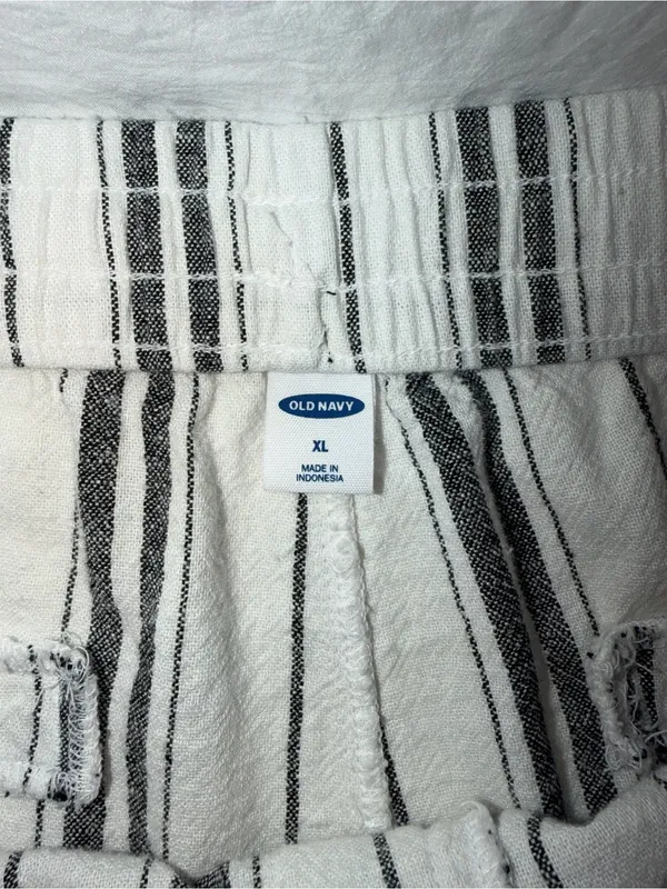 Old Navy Striped Linen-Blend Pull-On Shorts (XL) - Image 4