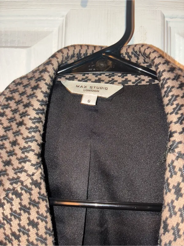 Max Studio London Houndstooth Blazer Women’s Small Tan Black Tailored Workwear - Image 4