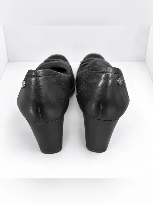 Vintage 90s Calvin Klein Black Leather Square Toe Loafer Pumps Y2K Block Heels - Image 4