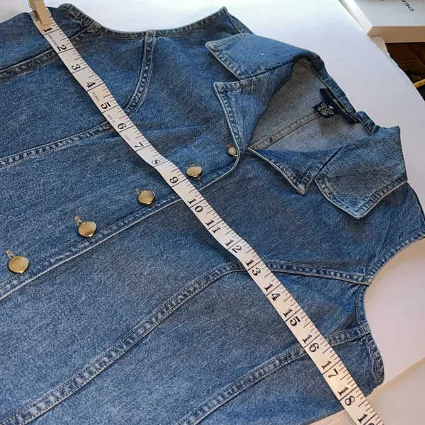 Vintage Jean Jacket Denim Button-Up Sleeveless Vest denim jacket - Image 5