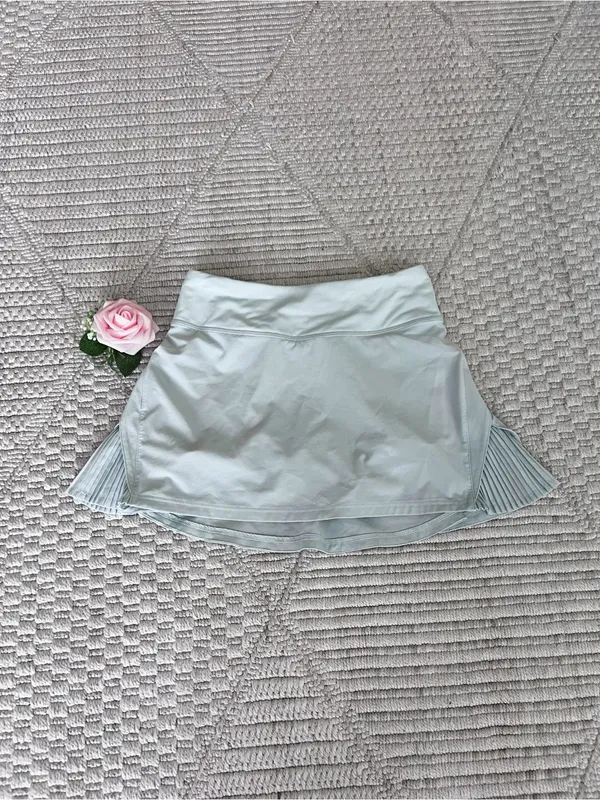 Lululemon Play Off The Pleats Light Mint Athletic Woman’s Skort size 0 - Image 4