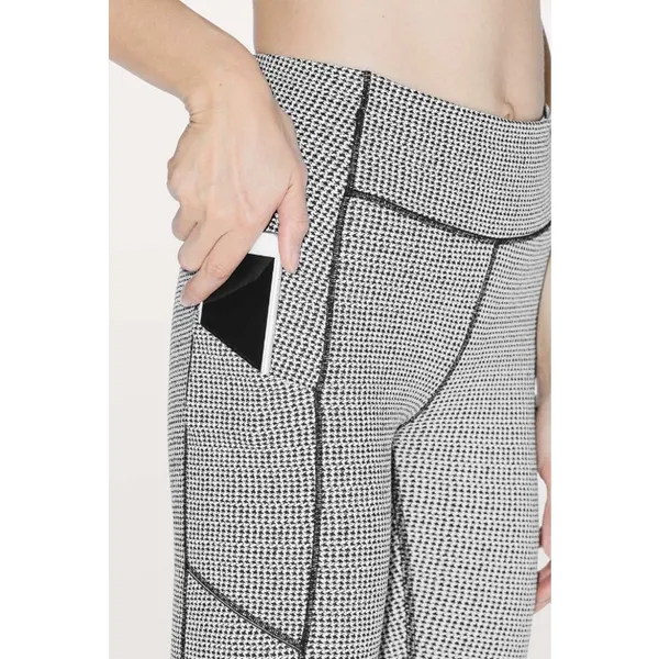 Lululemon Speed Up‎ Tight Full On Luxtreme Teeny Tooth 8 - Image 5