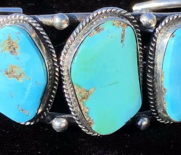 Vintage Navajo Natural Turquoise & Sterling Silver Cuff Bracelet - Image 8