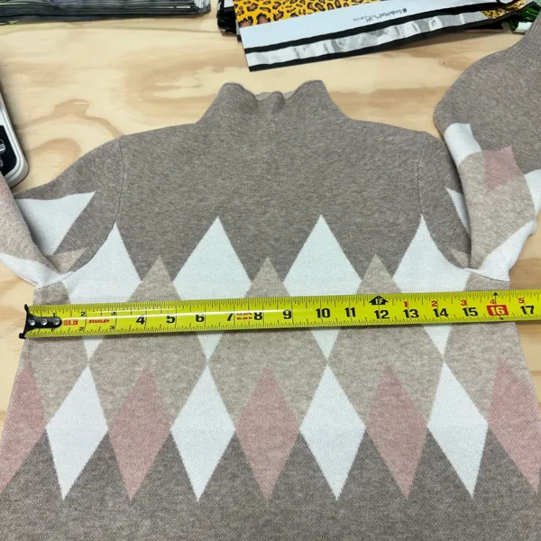 Rachel Zoe Women's Argyle Mock Neck Sweater Diamond Pattern Taupe Pink Cream Med - Image 9