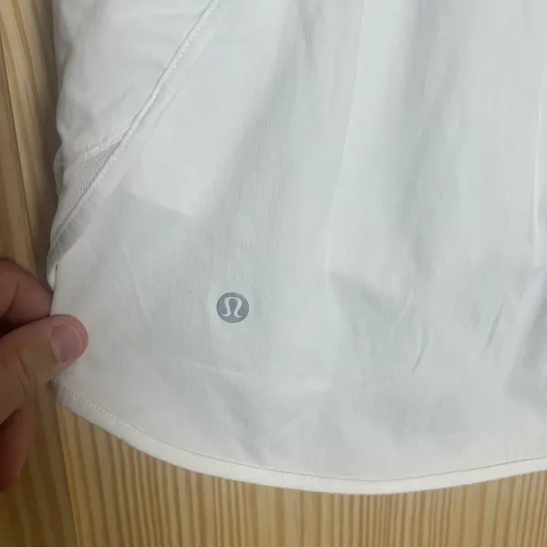 LULULEMON- Hotty Hot High-Rise Skirt Long White Size 8 - Image 5