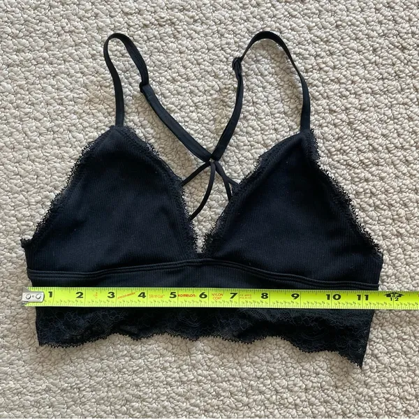 Abercrombie & Fitch Ribbed Knit Black Lace Trim Bralette XS - Image 2