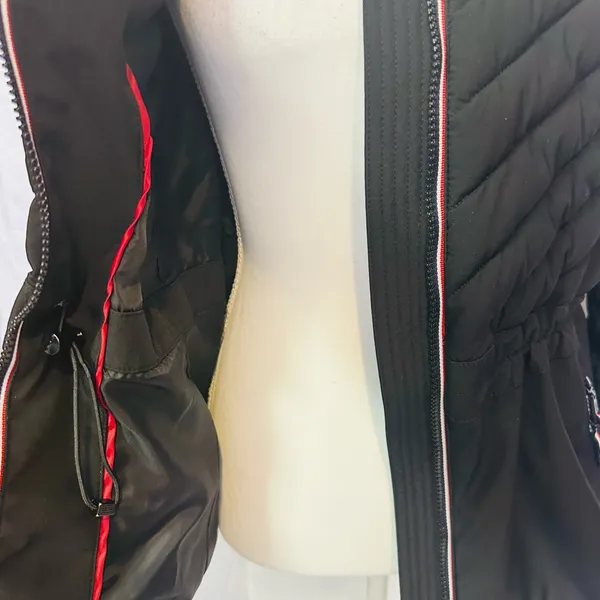Tommy Hilfiger Women’s Black Quilted Hooded Jacket - Image 14