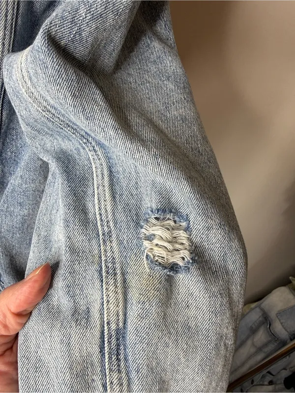 Old Navy Light Wash Distressed Denim Jacket - Image 6