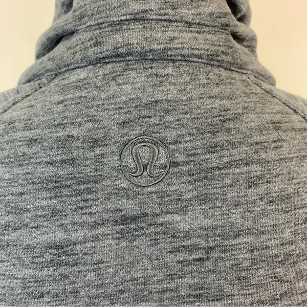 Lululemon Radiant Jacket Woman Sz 8‎ Heather Gray Sporty Workout Gym Athleisure - Image 4