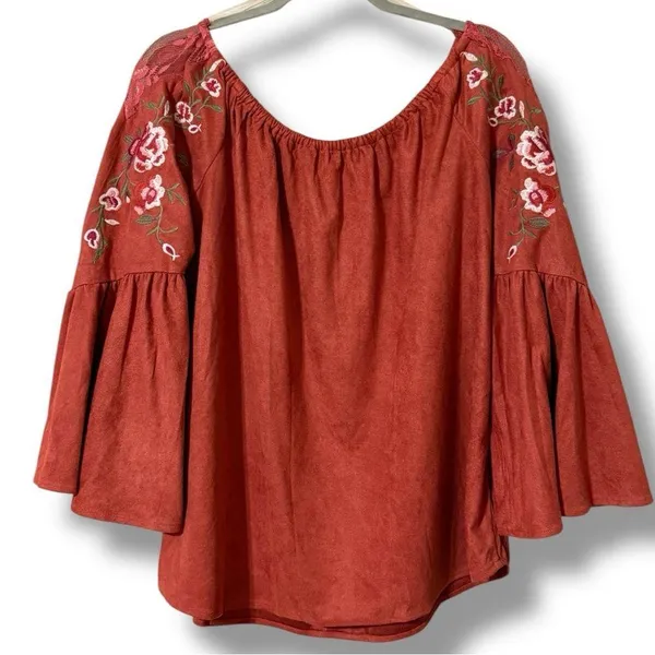 Umgee medium off the shoulder boho bell sleeve top lace & embroidered floral top - Image 10