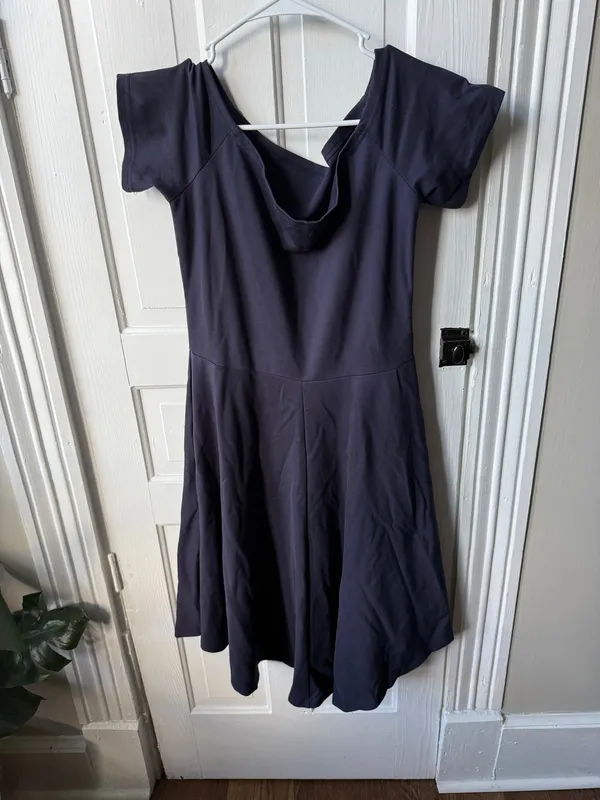 Amazon Homecoming Dress Navy Blue Large - Image 4