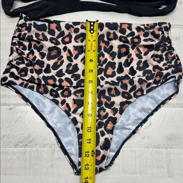 High Waisted Printing Front Criss Cross Cutout Bandage Bathing Suit with Bottom - Image 4