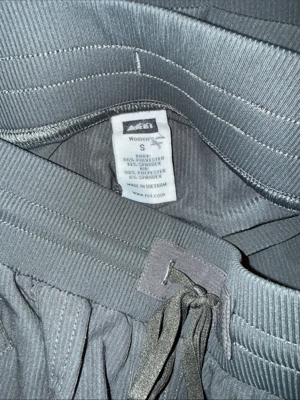 REI women’s S pull on Dark Gray Drawstring Jogger Pants pockets toggle - Image 8
