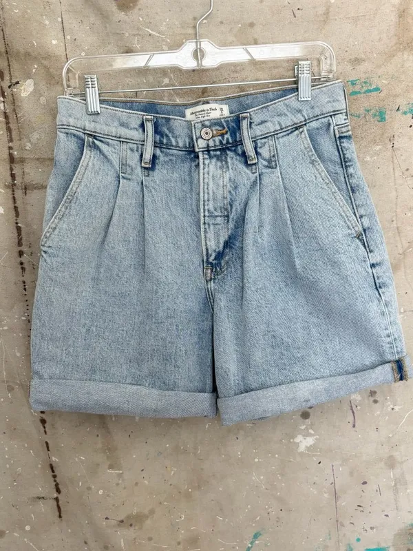 Abercrombie and Fitch the Pleated Ultra High Rise Jean Shorts - Image 2