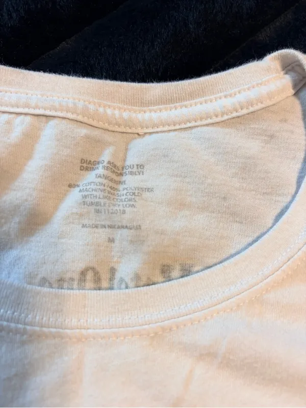 White 'Botanical Spritz' Graphic Tee Size M - Image 3