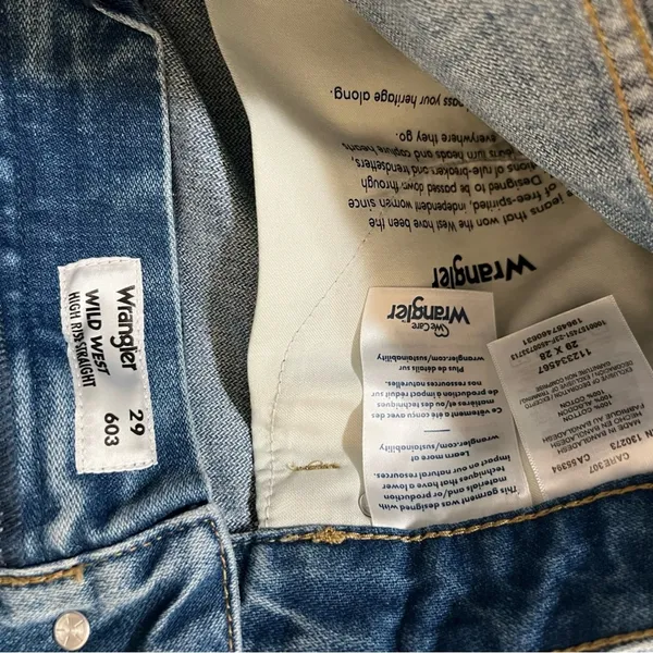 Wrangler Wild West 603 High Rise Straight Ripped Knee Jeans NEW 29 x 28 - Image 10
