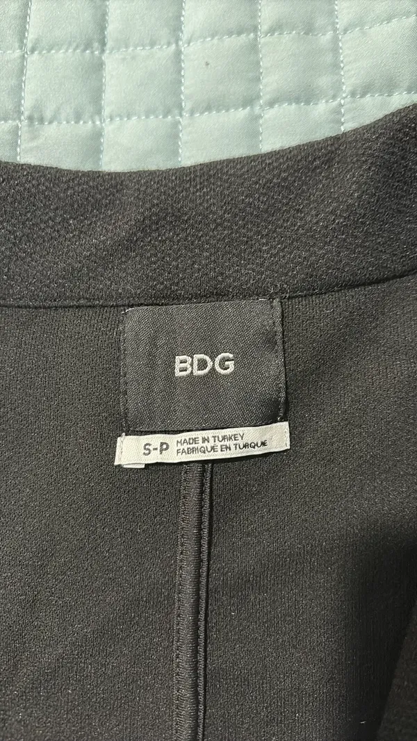 BDG Urban Outfitters Black Blazer - Image 4