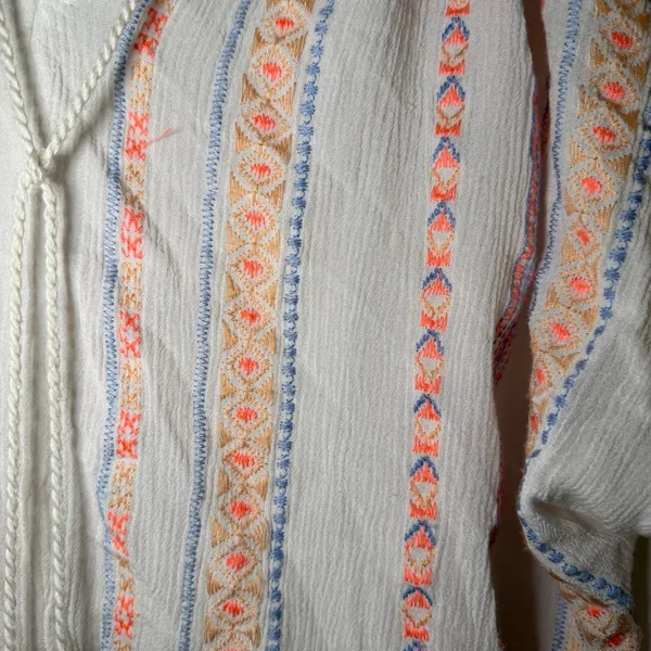 Gibson Latimer Embroidered Peasant Blouse‎ White XL Boho Tassel Casual Vacation - Image 2