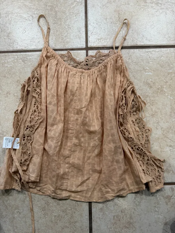American Eagle top  - Image 3