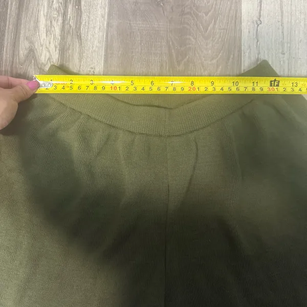 Nasty Gal High Waist Knit Shorts in Olive - Image 5