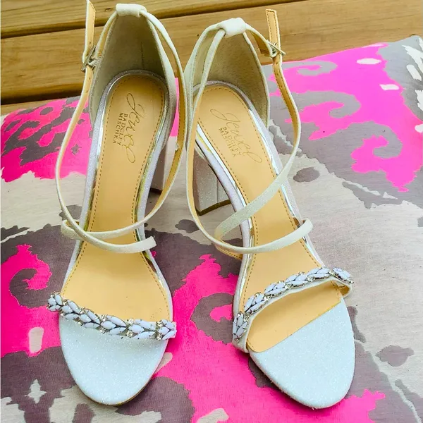 Badgley Mischka Dressy embellished sandals 💖 - Image 2