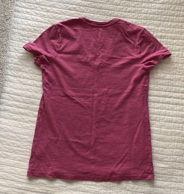 Universal Threads Purple V Neck Tee - Image 3