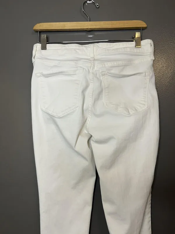 Old Navy Jeans Womens 8 Regular White Mid Rise Rockstar Skinny Stretch Denim - Image 5