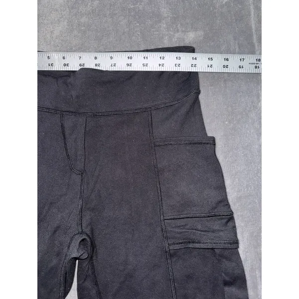 Lululemon Women's Black Cargo Leggings High Rise Zip Pockets Sz 8 - Image 6