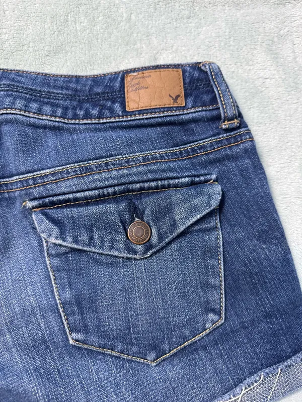 American Eagle Outfitters Indigo Rolled Hem Denim Shorts - Image 4