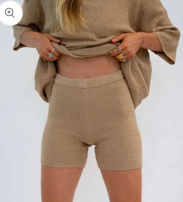 Women's Tan Knit SET Size M - Image 5