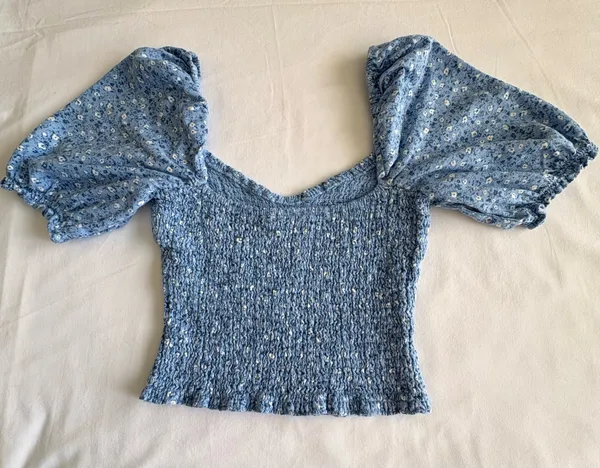 Abercrombie Floral Smocked Top Size S - Image 6