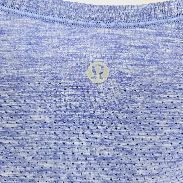Lululemon Swiftly tech Blue Long Sleeve Size large - Image 3