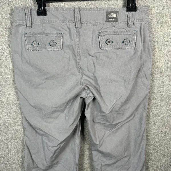 The North Face Capri Pants Womens Size 10 Gray Cargo Hiking Cotton Pockets‎ - Image 15