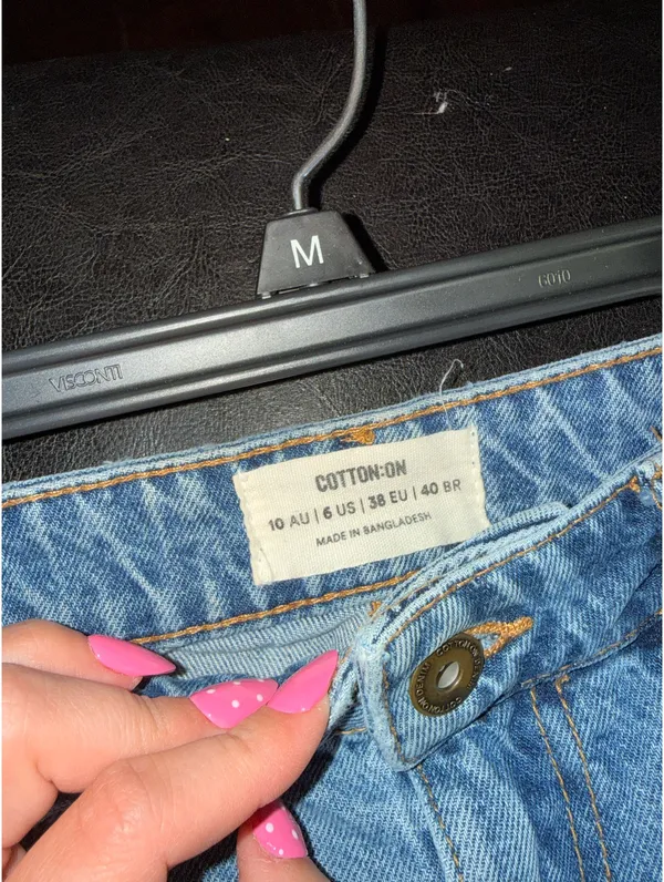 Mom Jeans Cotton On High-Rise Light Wash - Image 3