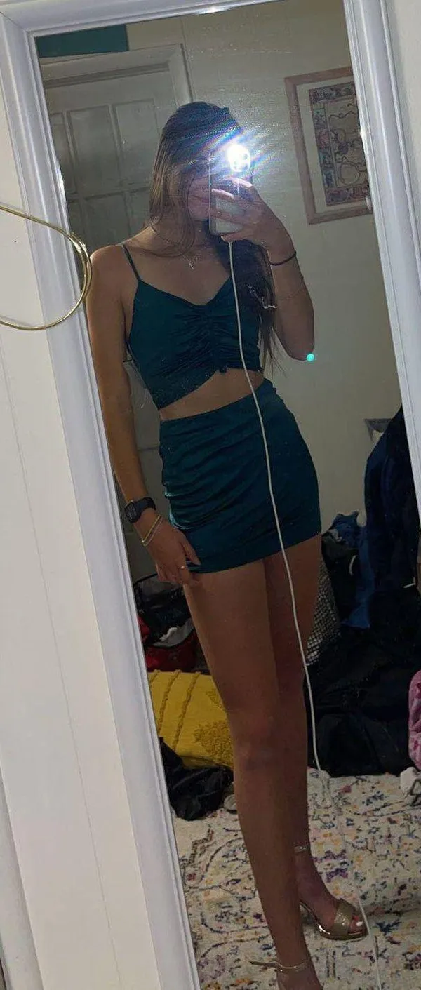 Green Two Piece Dress - Image 3