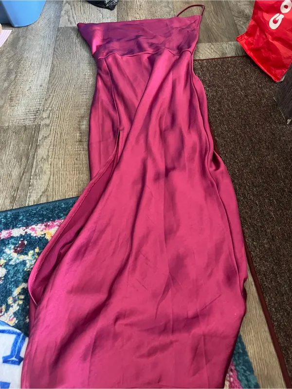 Lioness Magenta Walk The Line Satin Cowl High Slit Pink Maxi Midi xSmall - Image 13