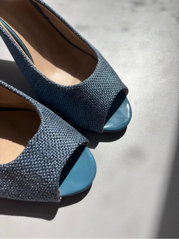 Queue Blue Woven Tweed Slingback Peep Toe Heels Women’s Size 9 Kitten Heel Pumps - Image 6