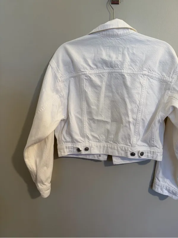 Abercrombie & Fitch White Denim Jacket - Image 10